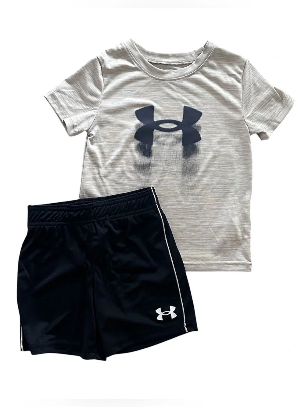 Under Armour Boys 2 Piece Shorts Set Size 4 NWT Tan Black Athletic Outfit Logo